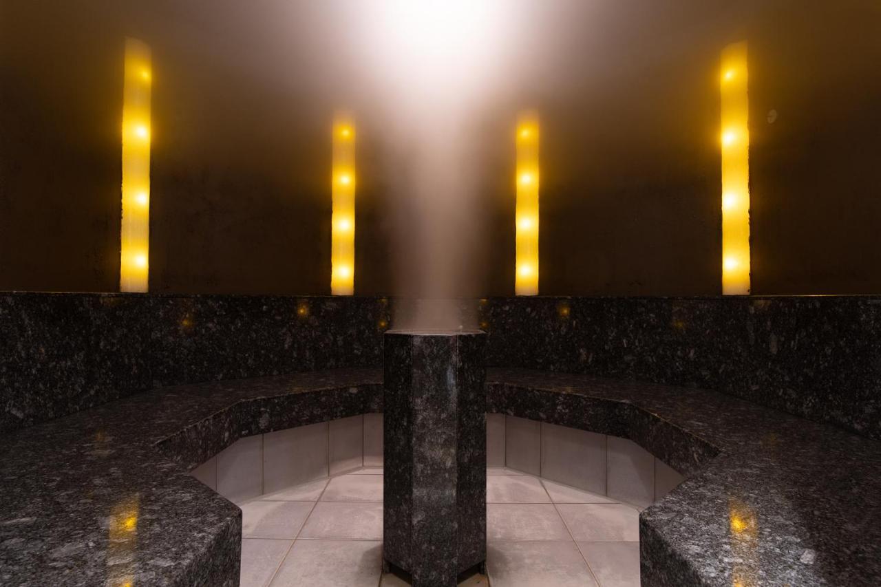 ווג'יס Hotel Roessli Gourmet & Spa מראה חיצוני תמונה