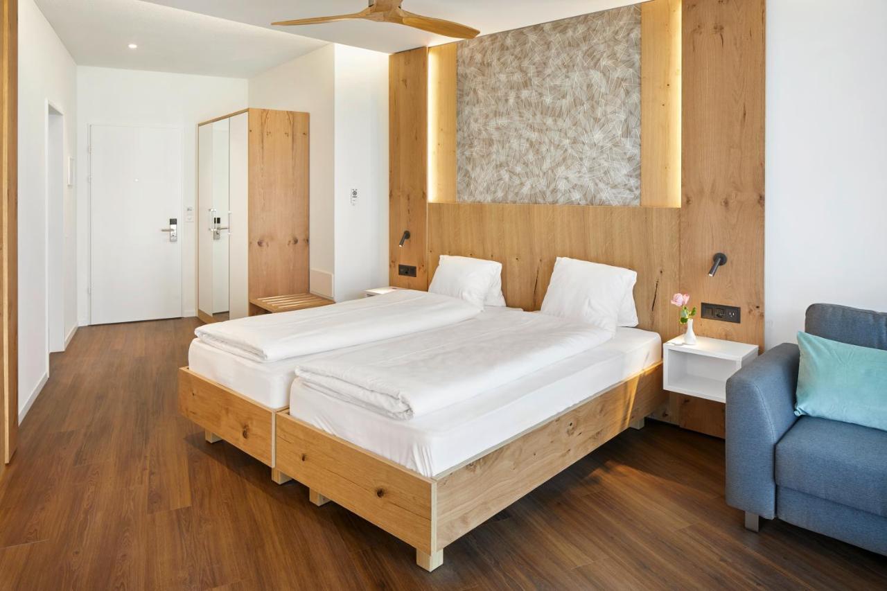 ווג'יס Hotel Roessli Gourmet & Spa מראה חיצוני תמונה